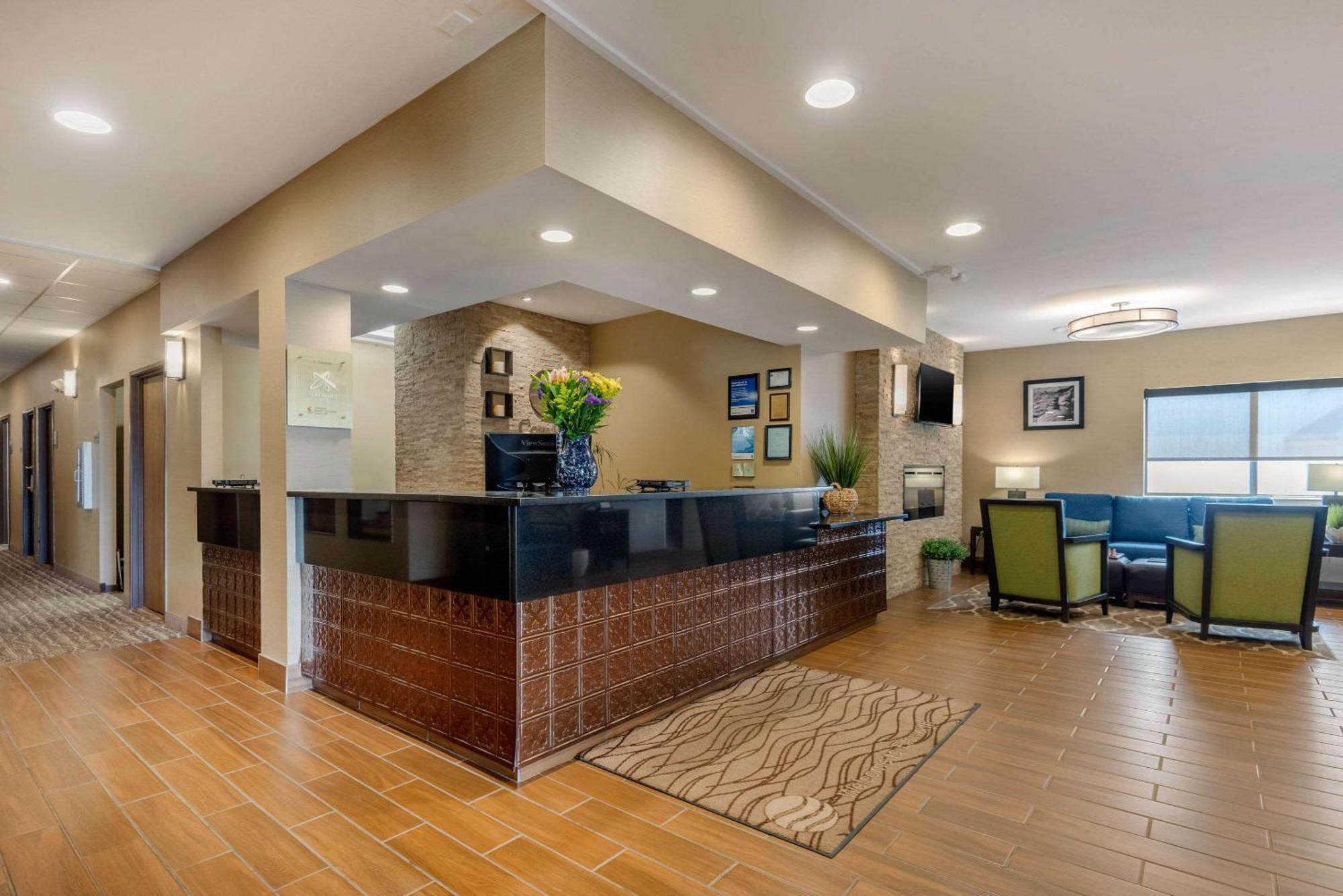 Comfort Inn Ellsworth - Bar Harbor מראה חיצוני תמונה